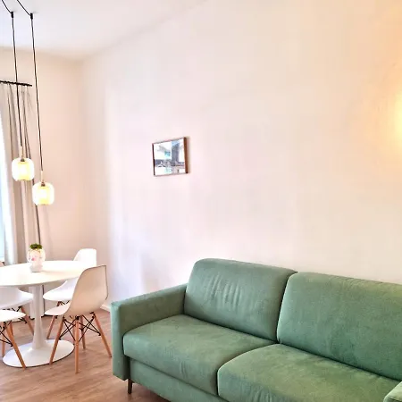 Apartment Rosa With Parking Historic Center Merano