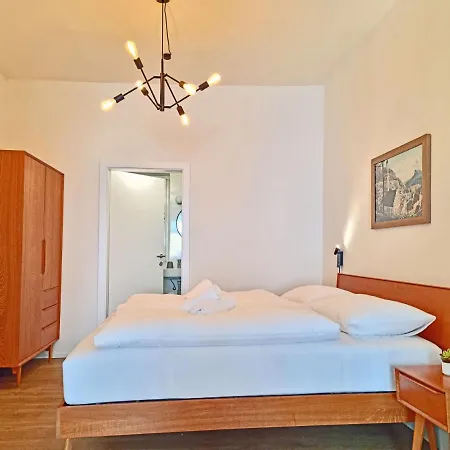 Rosa With Parking Historic Center