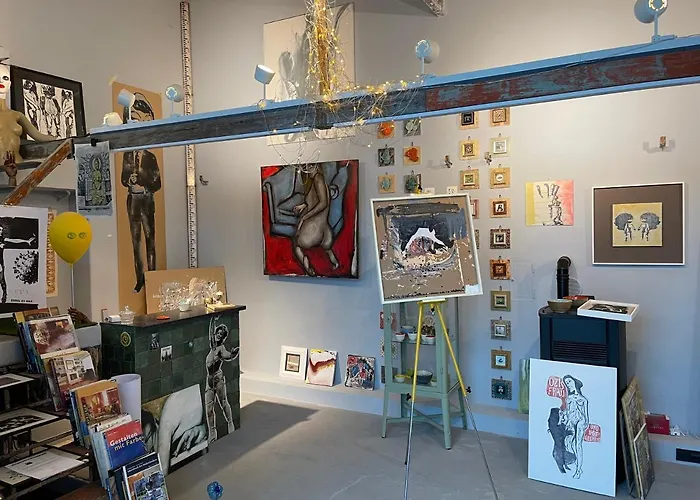 Апартаменти Rosa With Parking Historic Center *