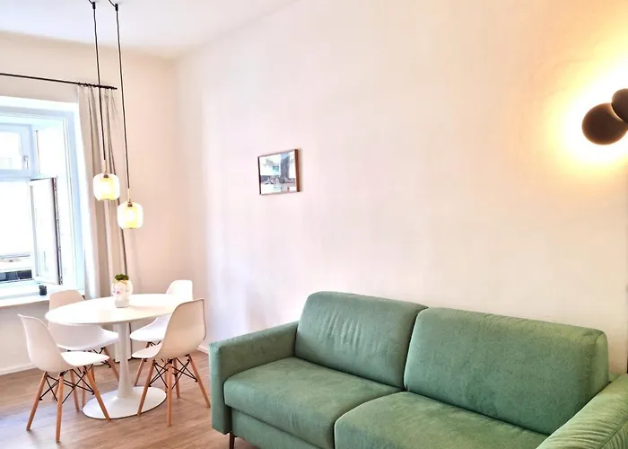 Apartment Rosa With Parking Historic Center Merano